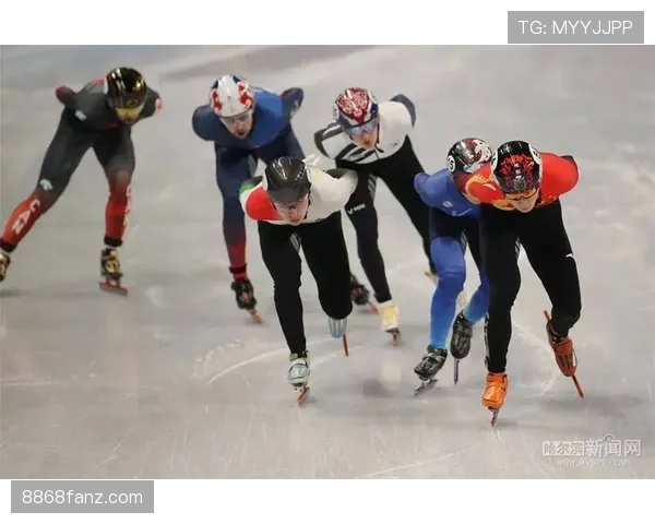 拉人犯规的判罚标准及裁判执法重点解析